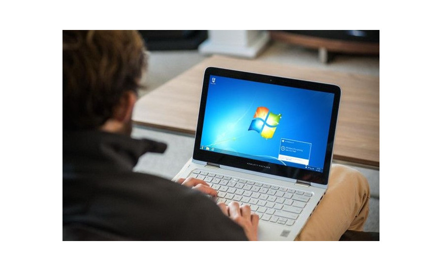 Legacy Windows Editions Still Worth Buying: Windows 7 & 8.1 Key Guide